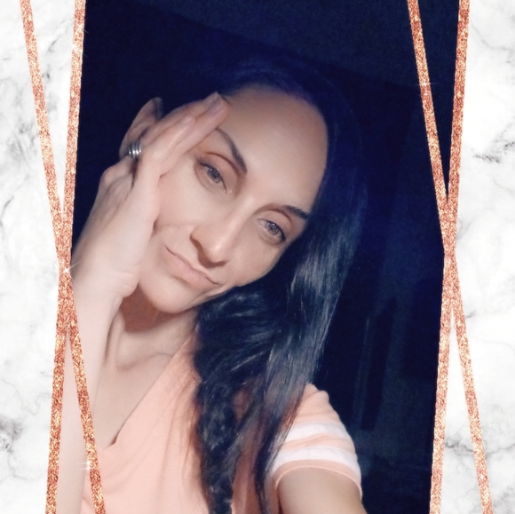 Meet your Posher, Candice - Picture 9 of 16